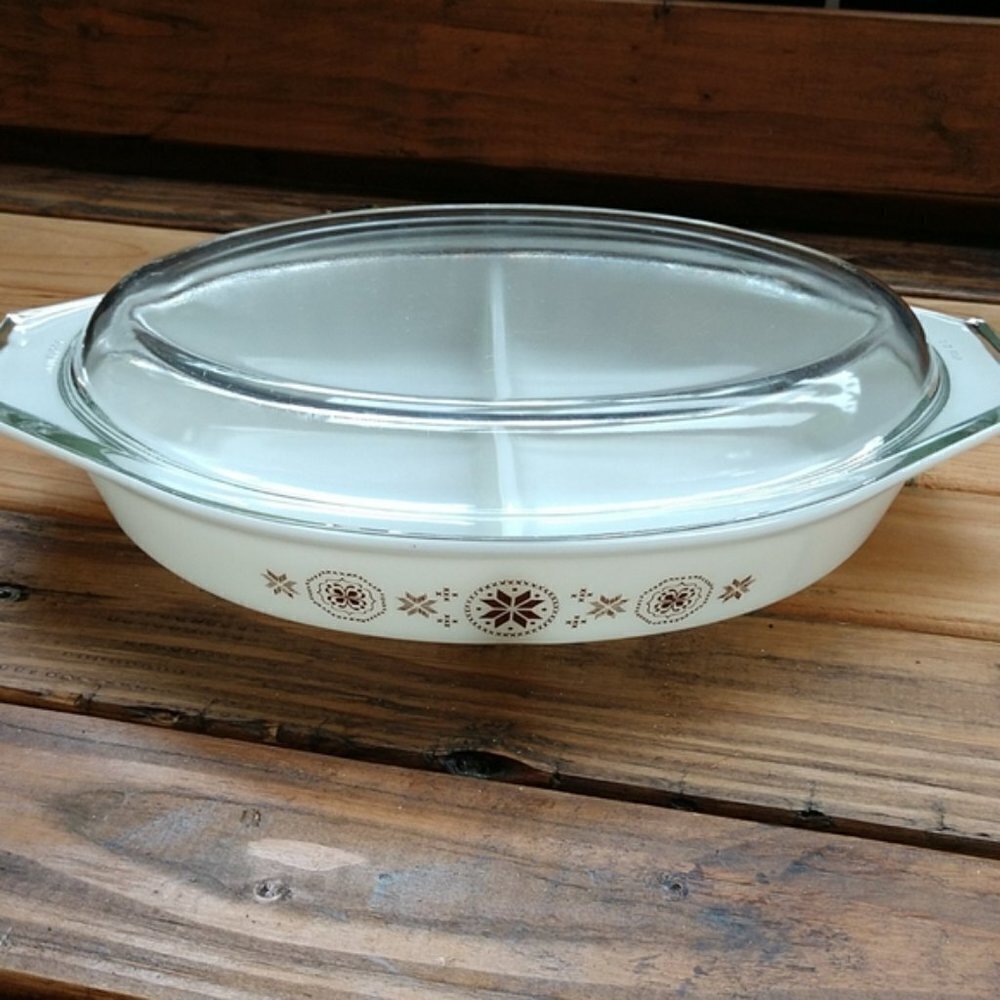 Vintage Pyrex Town and country divided Casserole​​​​​​​​​​​​​​